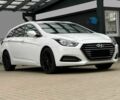 Белый Хендай и40, объемом двигателя 1.7 л и пробегом 30 тыс. км за 8800 $, фото 1 на Automoto.ua