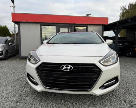 Хендай и40 2018 в Полтаве на Automoto.ua Белый Хендай и40, объемом двигателя 1.7 л и пробегом 38 тыс. км за 5472 $, фото 1 на Automoto.ua