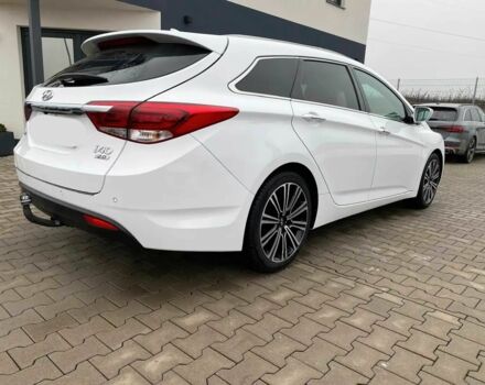 Білий Хендай і40, об'ємом двигуна 1.6 л та пробігом 38 тис. км за 5372 $, фото 3 на Automoto.ua