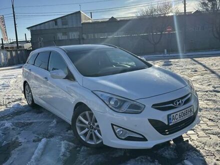 Хендай и40 2011 в Нововолынск на Automoto.ua Белый Хендай и40, объемом двигателя 1.7 л и пробегом 232 тыс. км за 11200 $, фото 1 на Automoto.ua