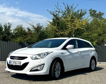 Белый Хендай и40, объемом двигателя 1.7 л и пробегом 266 тыс. км за 8600 $, фото 1 на Automoto.ua