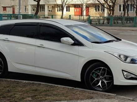 Хендай и40 2012 в Нетешине на Automoto.ua Белый Хендай и40, объемом двигателя 0 л и пробегом 293 тыс. км за 9999 $, фото 1 на Automoto.ua