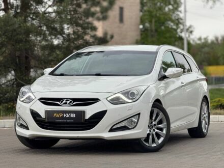 Хендай и40 2012 в Киеве на Automoto.ua Белый Хендай и40, объемом двигателя 1.7 л и пробегом 342 тыс. км за 8500 $, фото 1 на Automoto.ua