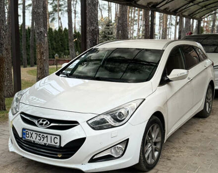 Білий Хендай і40, об'ємом двигуна 1.7 л та пробігом 228 тис. км за 9400 $, фото 1 на Automoto.ua