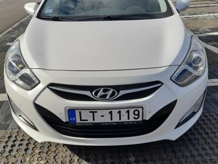 Хендай і40 2014 у Львові на Automoto.ua Білий Хендай і40, об'ємом двигуна 1.7 л та пробігом 235 тис. км за 5600 $, фото 1 на Automoto.ua