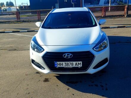 Хендай и40 2017 в Одессе на Automoto.ua Белый Хендай и40, объемом двигателя 1.7 л и пробегом 225 тыс. км за 14500 $, фото 1 на Automoto.ua