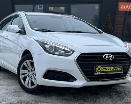 Білий Хендай і40, об'ємом двигуна 1.6 л та пробігом 208 тис. км за 13499 $, фото 1 на Automoto.ua