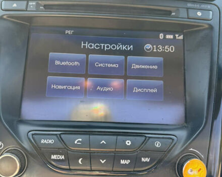 Бежевий Хендай і40, об'ємом двигуна 1.7 л та пробігом 190 тис. км за 11000 $, фото 33 на Automoto.ua