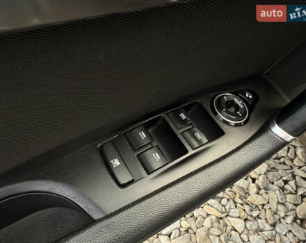 Бежевий Хендай і40, об'ємом двигуна 1.7 л та пробігом 282 тис. км за 10300 $, фото 2 на Automoto.ua