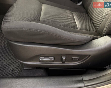 Бежевий Хендай і40, об'ємом двигуна 1.7 л та пробігом 282 тис. км за 10300 $, фото 3 на Automoto.ua