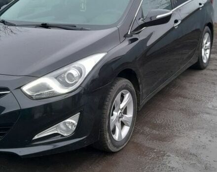 Черный Хендай и40, объемом двигателя 0 л и пробегом 180 тыс. км за 8800 $, фото 3 на Automoto.ua