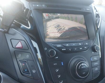 Хендай и40 2011 в Хусте на Automoto.ua Черный Хендай и40, объемом двигателя 1.7 л и пробегом 151 тыс. км за 11200 $, фото 7 на Automoto.ua