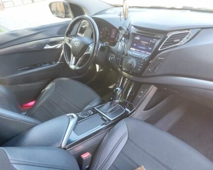 Хендай и40 2011 в Хусте на Automoto.ua Черный Хендай и40, объемом двигателя 1.7 л и пробегом 151 тыс. км за 11200 $, фото 9 на Automoto.ua