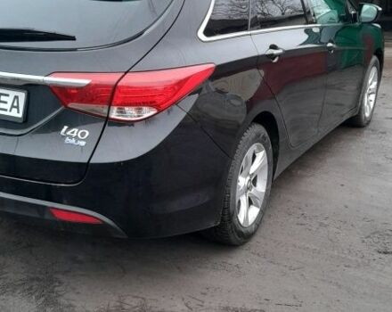 Черный Хендай и40, объемом двигателя 0 л и пробегом 180 тыс. км за 8800 $, фото 1 на Automoto.ua