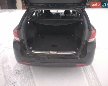 Черный Хендай и40, объемом двигателя 1.7 л и пробегом 167 тыс. км за 11000 $, фото 5 на Automoto.ua