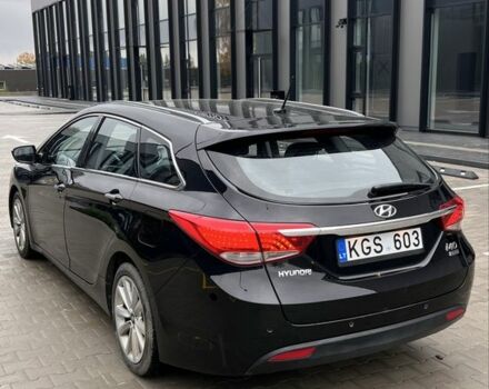 Черный Хендай и40, объемом двигателя 1.7 л и пробегом 236 тыс. км за 4059 $, фото 3 на Automoto.ua