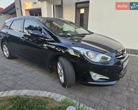 Чорний Хендай і40, об'ємом двигуна 1.7 л та пробігом 259 тис. км за 8600 $, фото 2 на Automoto.ua