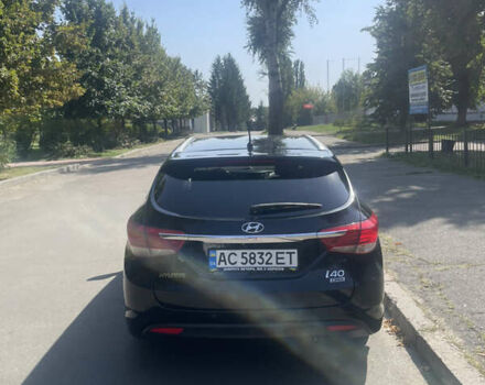 Чорний Хендай і40, об'ємом двигуна 1.7 л та пробігом 199 тис. км за 10000 $, фото 2 на Automoto.ua
