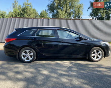 Черный Хендай и40, объемом двигателя 1.7 л и пробегом 242 тыс. км за 8000 $, фото 2 на Automoto.ua