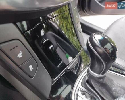 Черный Хендай и40, объемом двигателя 1.7 л и пробегом 213 тыс. км за 11700 $, фото 24 на Automoto.ua