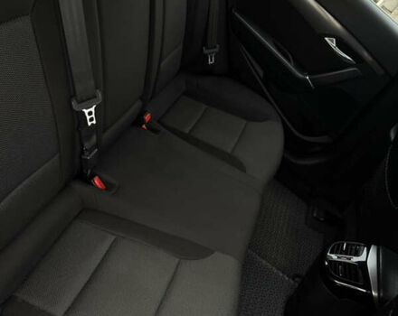 Чорний Хендай і40, об'ємом двигуна 1.69 л та пробігом 198 тис. км за 9300 $, фото 7 на Automoto.ua