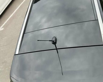 Черный Хендай и40, объемом двигателя 1.7 л и пробегом 213 тыс. км за 11700 $, фото 11 на Automoto.ua