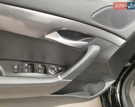 Черный Хендай и40, объемом двигателя 1.7 л и пробегом 213 тыс. км за 11700 $, фото 12 на Automoto.ua