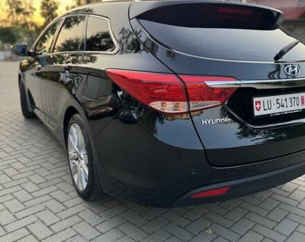 Чорний Хендай і40, об'ємом двигуна 1.7 л та пробігом 214 тис. км за 8999 $, фото 20 на Automoto.ua