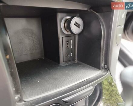 Черный Хендай и40, объемом двигателя 1.7 л и пробегом 213 тыс. км за 11700 $, фото 66 на Automoto.ua