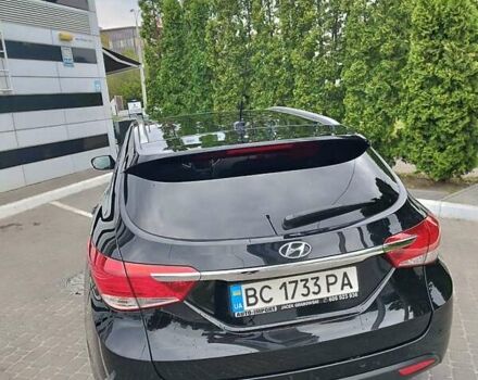 Черный Хендай и40, объемом двигателя 1.7 л и пробегом 213 тыс. км за 11700 $, фото 7 на Automoto.ua