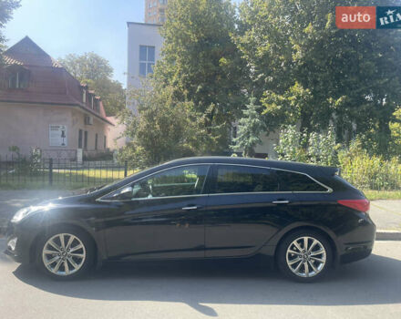 Чорний Хендай і40, об'ємом двигуна 1.7 л та пробігом 199 тис. км за 10000 $, фото 10 на Automoto.ua