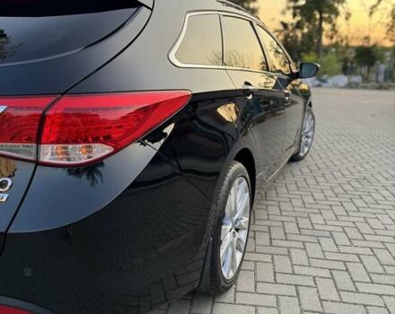 Чорний Хендай і40, об'ємом двигуна 1.7 л та пробігом 214 тис. км за 8999 $, фото 13 на Automoto.ua