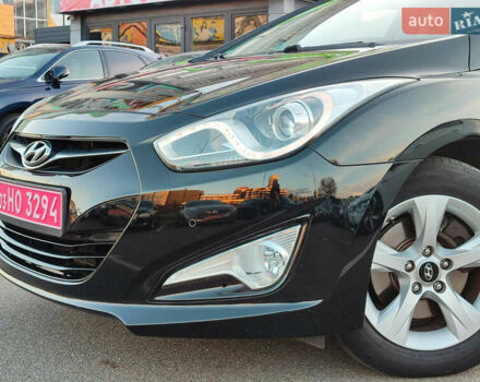 Черный Хендай и40, объемом двигателя 1.7 л и пробегом 165 тыс. км за 13900 $, фото 13 на Automoto.ua