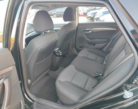 Черный Хендай и40, объемом двигателя 1.7 л и пробегом 165 тыс. км за 13900 $, фото 17 на Automoto.ua