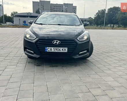 Чорний Хендай і40, об'ємом двигуна 1.7 л та пробігом 212 тис. км за 11900 $, фото 2 на Automoto.ua