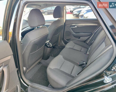 Черный Хендай и40, объемом двигателя 1.7 л и пробегом 165 тыс. км за 13900 $, фото 15 на Automoto.ua