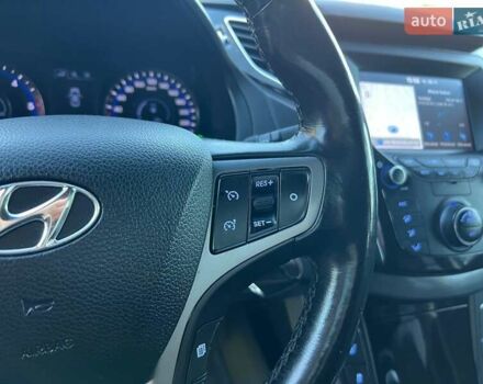 Черный Хендай и40, объемом двигателя 1.6 л и пробегом 318 тыс. км за 11700 $, фото 12 на Automoto.ua