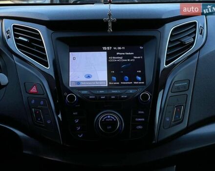 Черный Хендай и40, объемом двигателя 1.6 л и пробегом 318 тыс. км за 11700 $, фото 18 на Automoto.ua