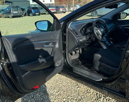 Чорний Хендай і40, об'ємом двигуна 1.7 л та пробігом 250 тис. км за 9550 $, фото 7 на Automoto.ua