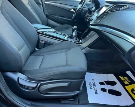 Черный Хендай и40, объемом двигателя 1.6 л и пробегом 318 тыс. км за 11700 $, фото 19 на Automoto.ua