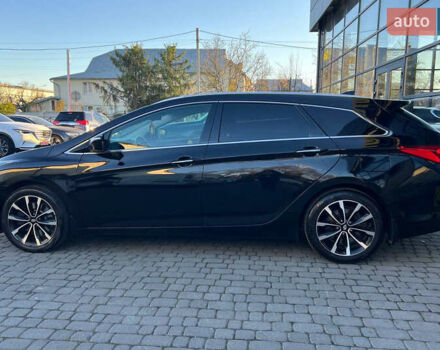 Черный Хендай и40, объемом двигателя 1.6 л и пробегом 318 тыс. км за 11700 $, фото 3 на Automoto.ua