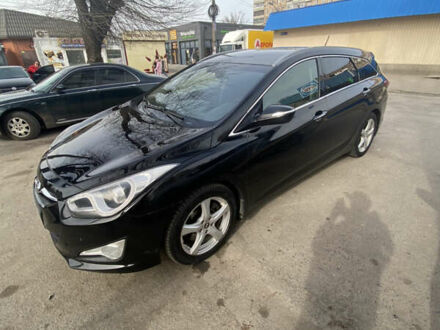 Хендай и40 2011 в Кривом Роге на Automoto.ua Черный Хендай и40, объемом двигателя 1.69 л и пробегом 200 тыс. км за 8900 $, фото 1 на Automoto.ua