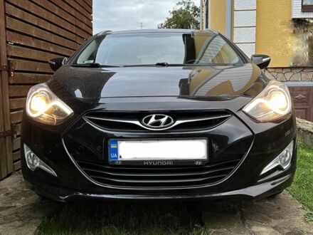 Чорний Хендай і40, об'ємом двигуна 1.6 л та пробігом 240 тис. км за 7500 $, фото 1 на Automoto.ua
