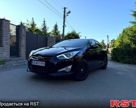 Черный Хендай и40, объемом двигателя 2 л и пробегом 186 тыс. км за 11500 $, фото 1 на Automoto.ua