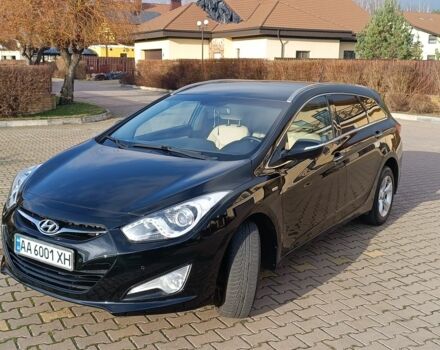 Черный Хендай и40, объемом двигателя 0 л и пробегом 246 тыс. км за 11353 $, фото 1 на Automoto.ua