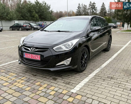 Черный Хендай и40, объемом двигателя 1.7 л и пробегом 197 тыс. км за 11000 $, фото 1 на Automoto.ua