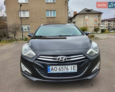 Черный Хендай и40, объемом двигателя 1.69 л и пробегом 245 тыс. км за 8800 $, фото 1 на Automoto.ua