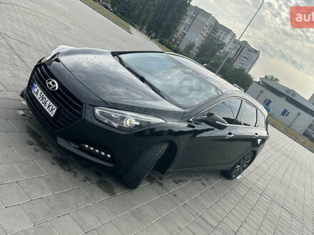 Черный Хендай и40, объемом двигателя 1.7 л и пробегом 212 тыс. км за 11900 $, фото 1 на Automoto.ua