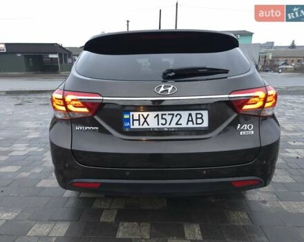 Коричневый Хендай и40, объемом двигателя 1.69 л и пробегом 321 тыс. км за 12200 $, фото 17 на Automoto.ua