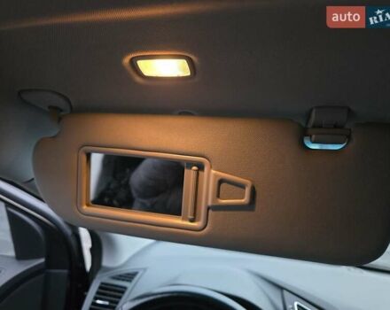 Коричневый Хендай и40, объемом двигателя 1.69 л и пробегом 321 тыс. км за 12200 $, фото 47 на Automoto.ua